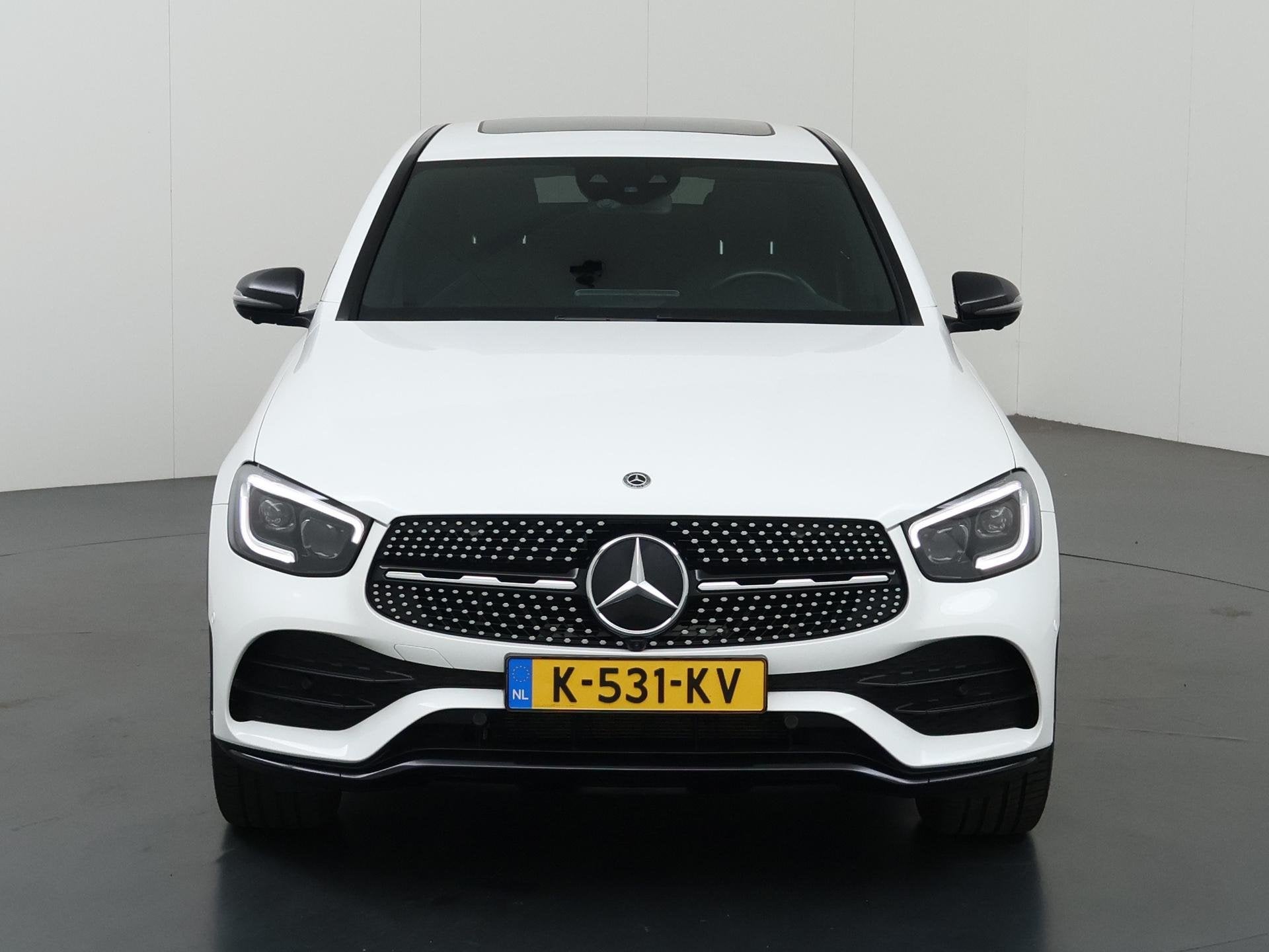 Mercedes-Benz GLC-klasse Coupé 200 4MATIC Premium Plus | AM, Auto's, Dealer onderhouden, Stof, Gebruikt, 4 cilinders