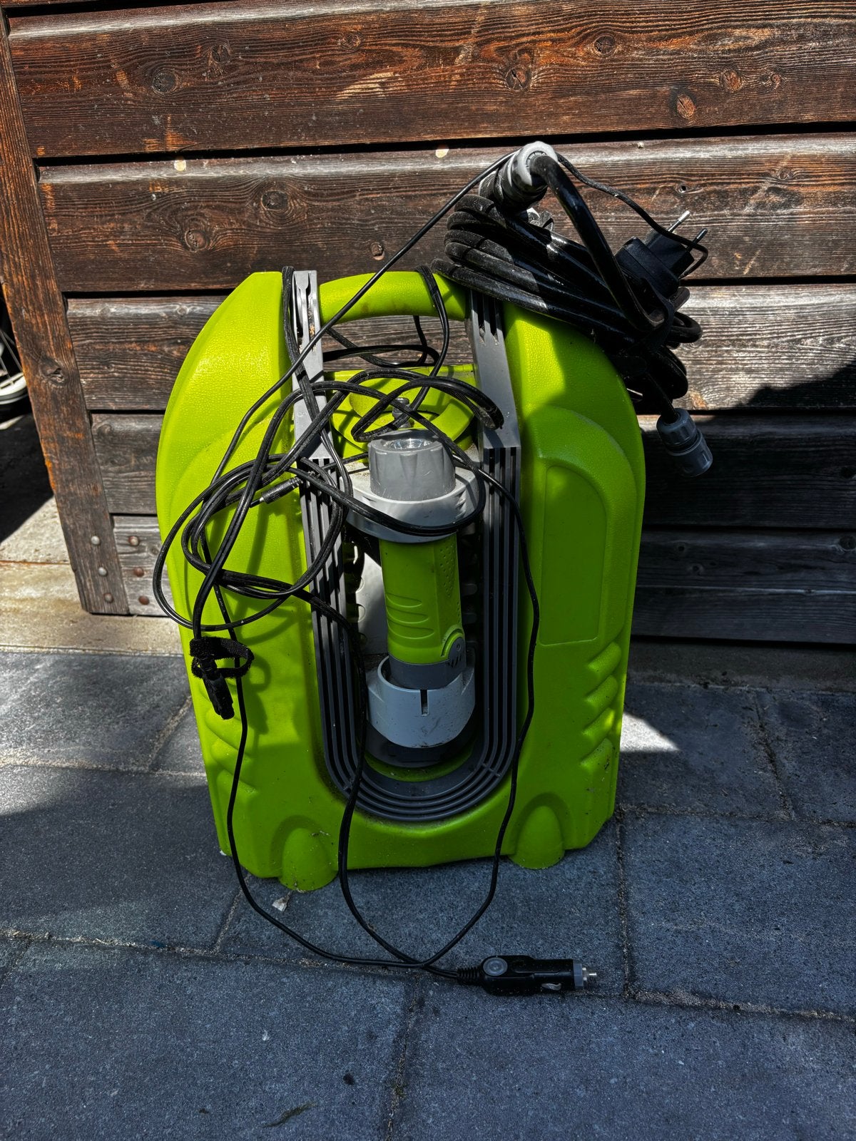 Aqua2go Pro Mobiele Hogedrukreiniger met Accu, Ophalen, Gebruikt, Accu, Met regelbare waterdruk