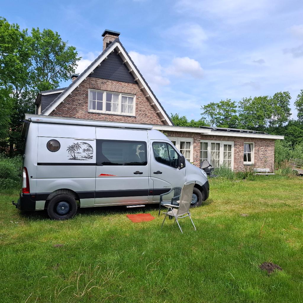 OFF-GRID Master Camper (inbouw 2025)150PK Direct reis klaar, Caravans en Kamperen, Campers, Particulier, tot en met 2, Buscamper of Camperbus