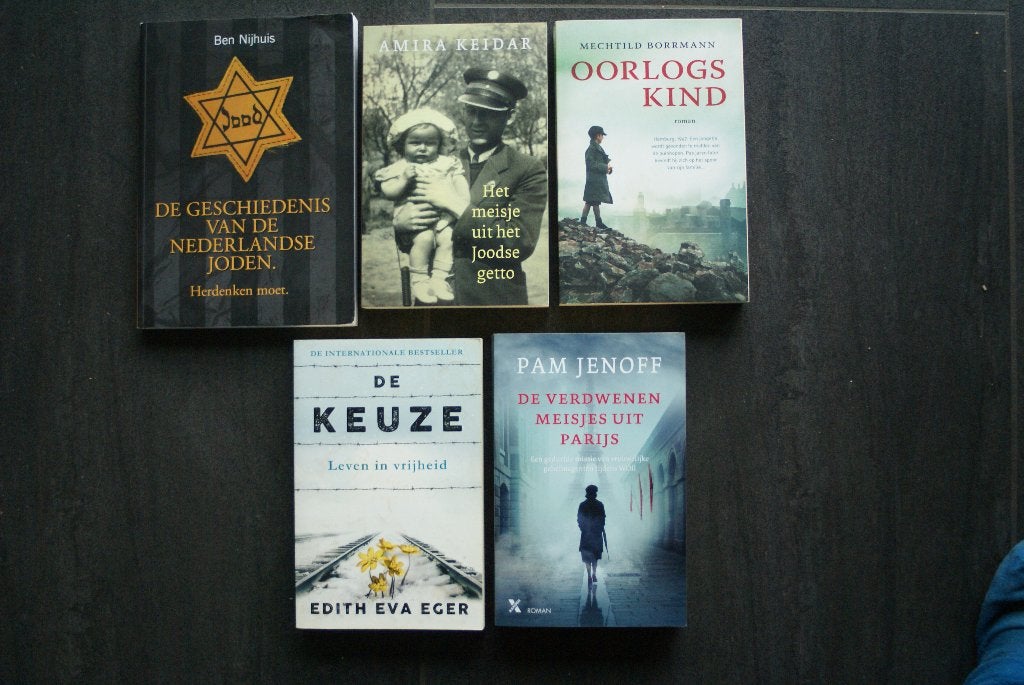 OORLOGS-BOEKEN.. oa.De geschiedenis van de Nederlandse Joden, Ophalen of Verzenden, Tweede Wereldoorlog, Zo goed als nieuw, Overige onderwerpen