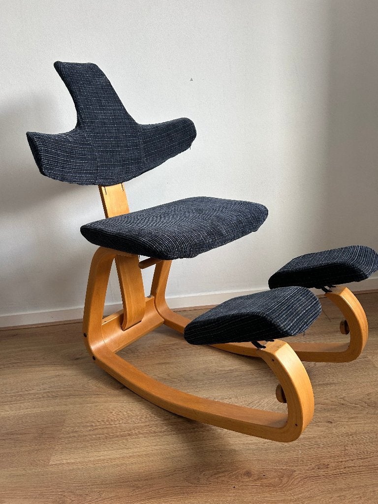 Stokke/Variér Thatsit Balans Kniestoel, Huis en Inrichting, Bureaustoelen, Blauw, Ophalen of Verzenden, Zo goed als nieuw, Bureaustoel