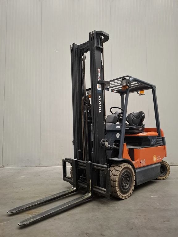 TOYOTA 7FBMF25, Zakelijke goederen, Machines en Bouw | Heftrucks en Intern transport, 2000 tot 3000 kg, Elektrisch, Heftruck, TOYOTA