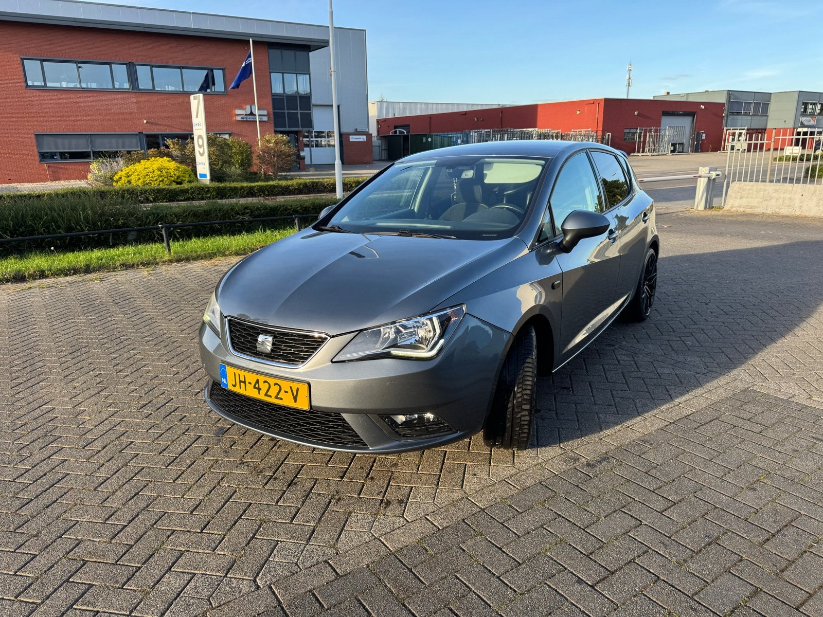 SEAT Ibiza 1.0 TSI style *carplay* *NAP*, Voorwielaandrijving, Stof, 40 €/maand, Euro 6