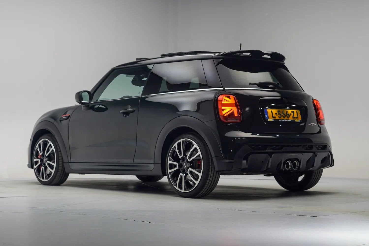 MINI John Cooper Works 2.0 JCW [Pano HUD Adapt. Cruise], Auto's, Automaat, 1998 cc, Gebruikt, 4 cilinders