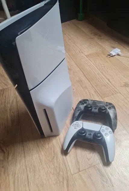 Playstation 5 met 2 controllers, Spelcomputers en Games, Spelcomputers | Sony PlayStation 5, Ophalen of Verzenden, Gebruikt, Playstation 5