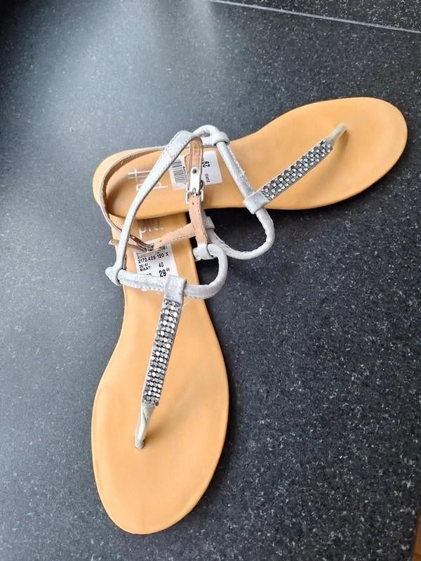 Teensandalen maat 40 van Pitt, Overige kleuren, Zo goed als nieuw, Pitt, Sandalen of Muiltjes