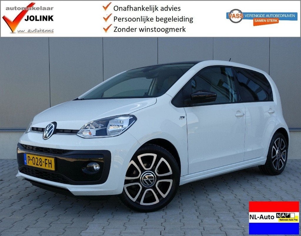 Volkswagen UP 1.0i R-Line I NL-Auto I 100% dealer I 1e Eig., Gebruikt, Met garantie (alle), 4 stoelen, USB