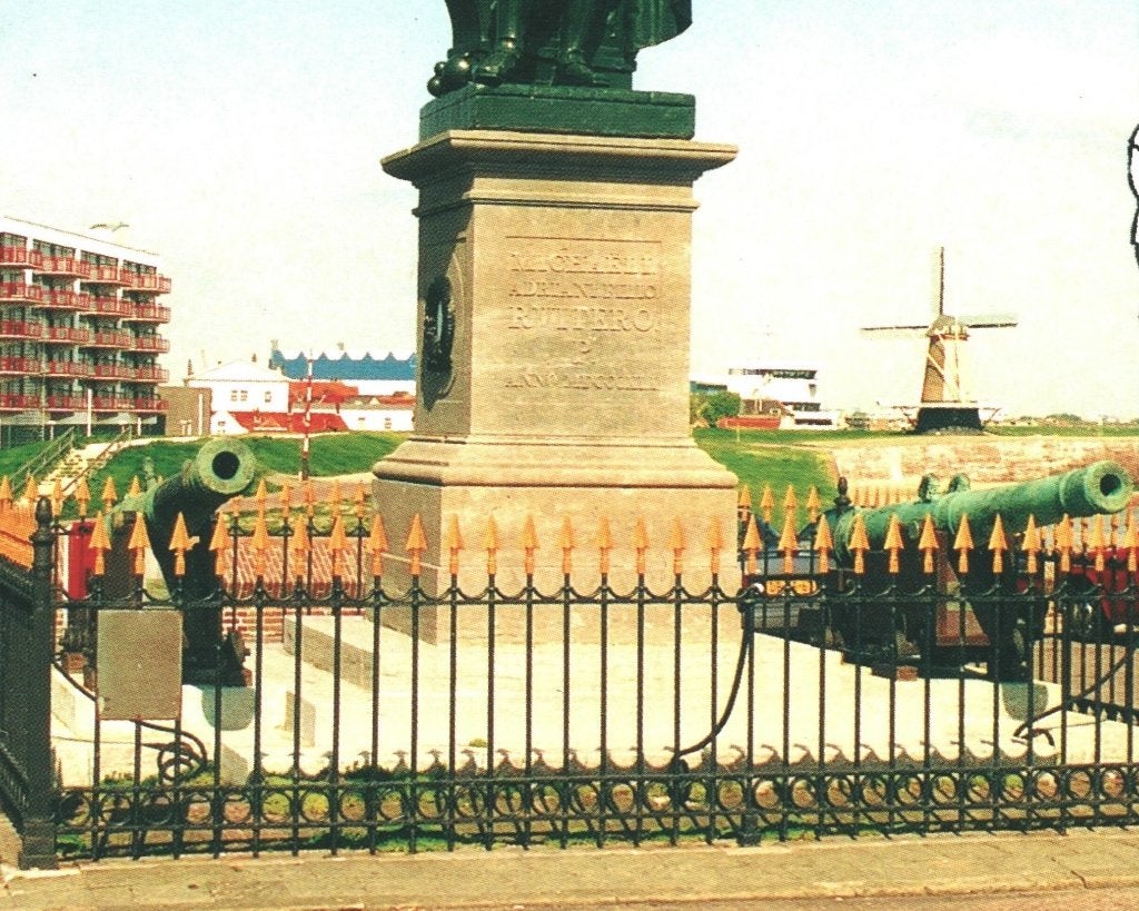 41644 Vlissingen 80+ ZL De Ruyter mooie kaart Onbeschreven, Ophalen of Verzenden, 1980 tot heden, Ongelopen, Zeeland