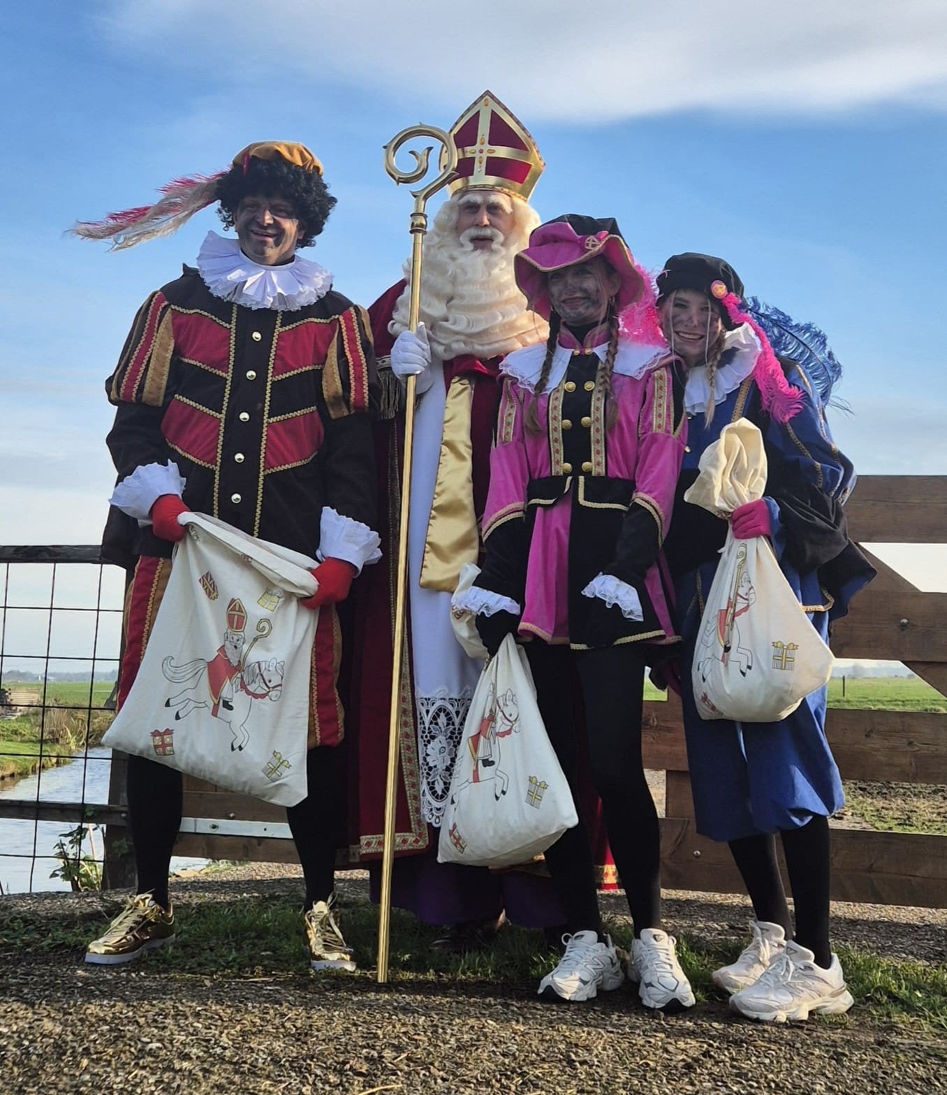 Sinterklaas bezoek Krimpenerwaard, Diversen, Ophalen