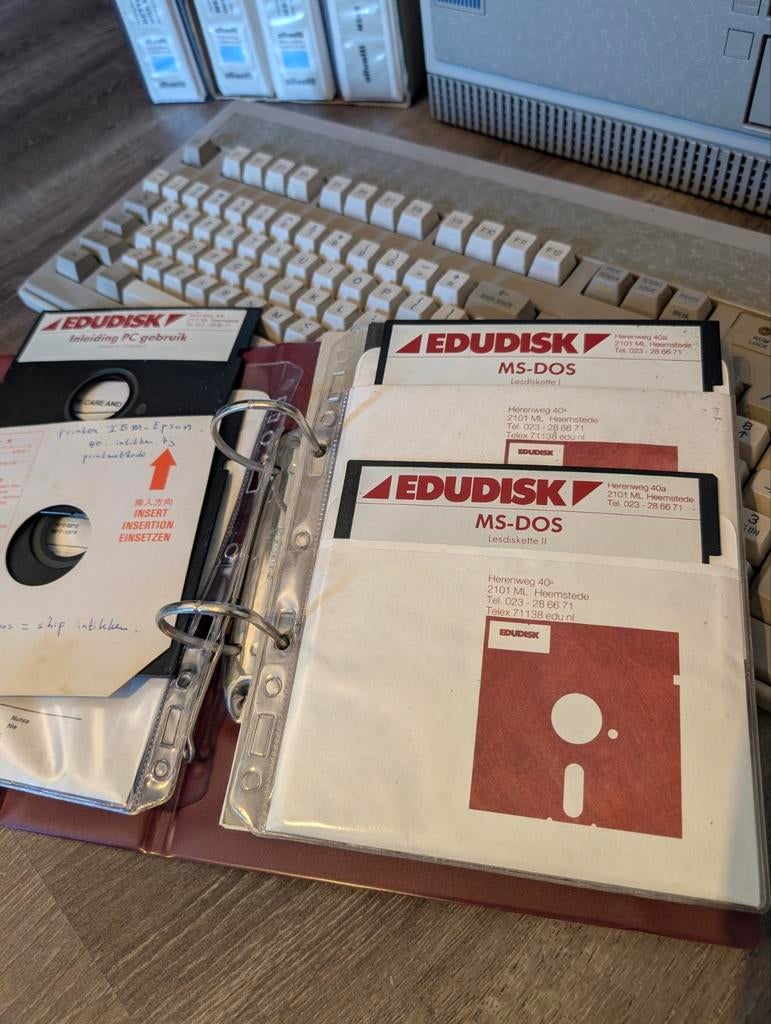 Olivetti M240 computer, zeer compleet, Ophalen of Verzenden, Olivetti