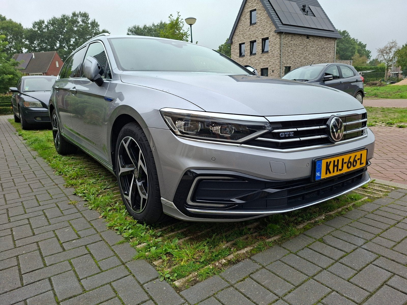 Volkswagen Passat 1.4 TSI Phev 218pk 6-DSG 2022 Grijs, Auto's, 77 km/l, Plug-in hybride, 1600 kg, Passat