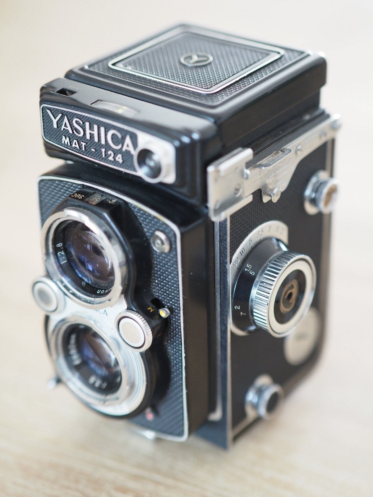 Yashica Mat-124 TLR camera - Vintage en functioneel, Audio, Tv en Foto, Fotocamera's Analoog, Ophalen of Verzenden, Gebruikt, Spiegelreflex