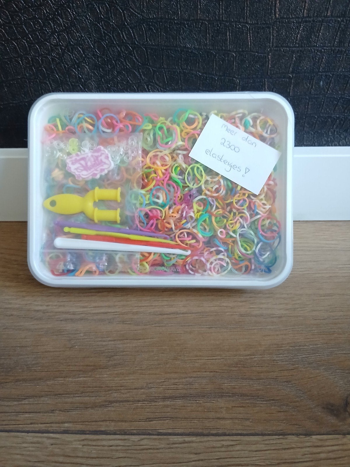 Loom elastiekjes., Ophalen, Zo goed als nieuw