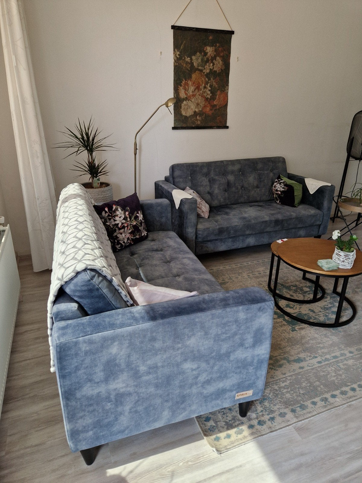 2 zitbankjes ~ kleed ~ 2 salontafeltjes, Ophalen, Gebruikt, Minder dan 75 cm, Tweepersoons