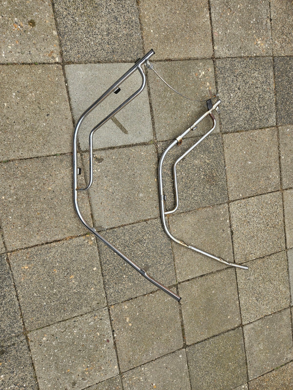 Originele Valbeugelset Zijkant / Zijbeugels Piaggio Sfera /, Ophalen of Verzenden, Piaggio
