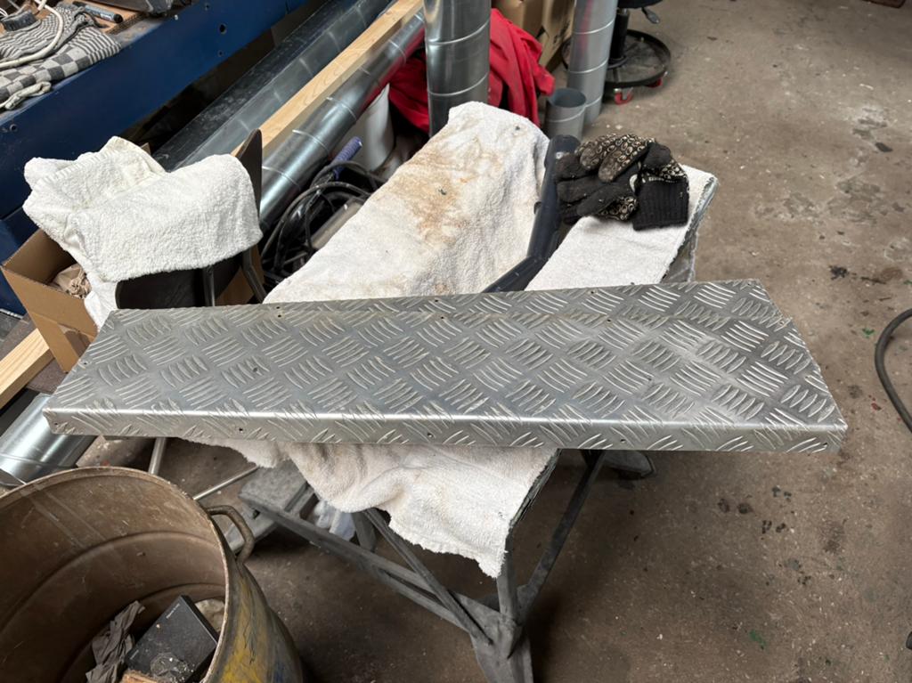 Aluminium traptreden, Doe-het-zelf en Verbouw, Ophalen, Zo goed als nieuw, Minder dan 2 meter