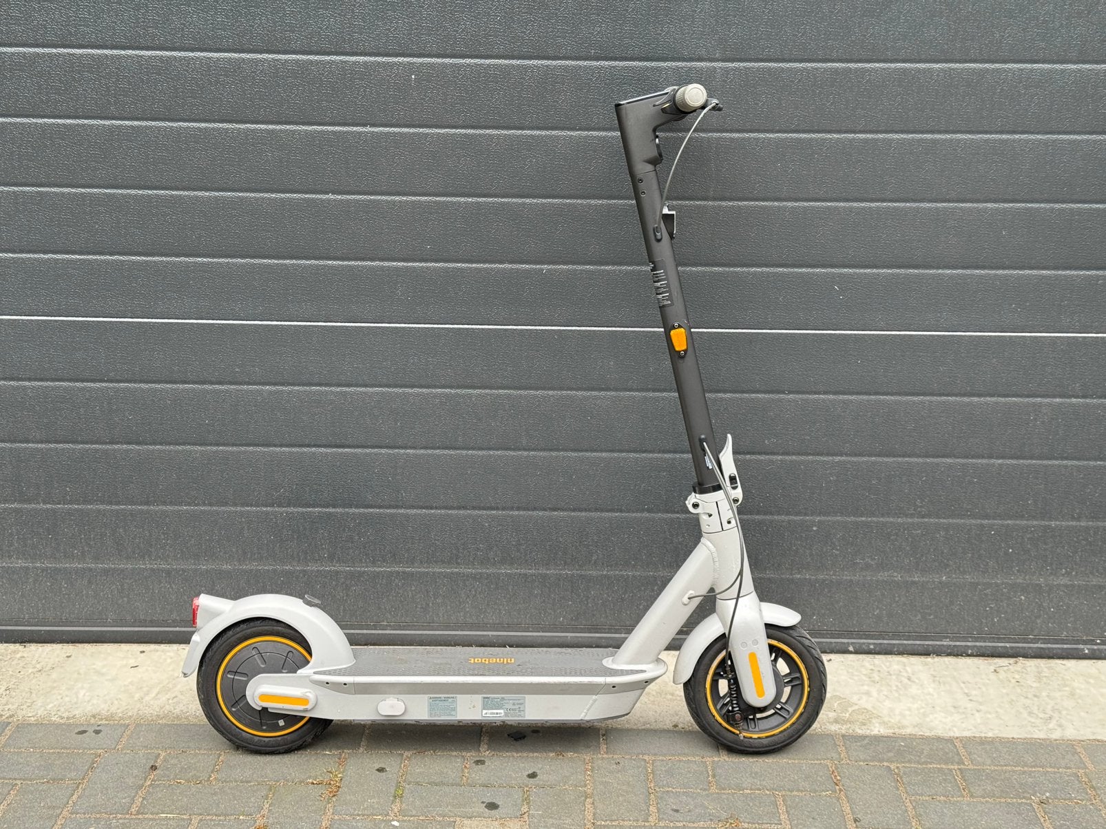 Segway Ninebot G30 Max 45km/h 2024 incl doos 10.000mah accu, Fietsen en Brommers, Steps, A, Ophalen of Verzenden, Zo goed als nieuw