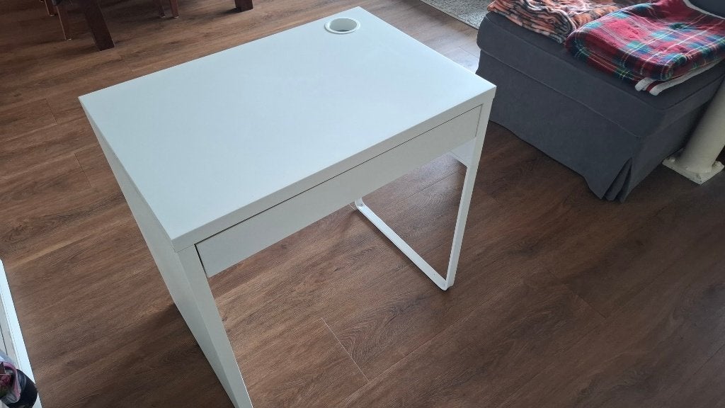 Klein Wit Bureautje Wit Bureau 74cm breed, Ophalen, Hout, Kinderbureau, 50 cm