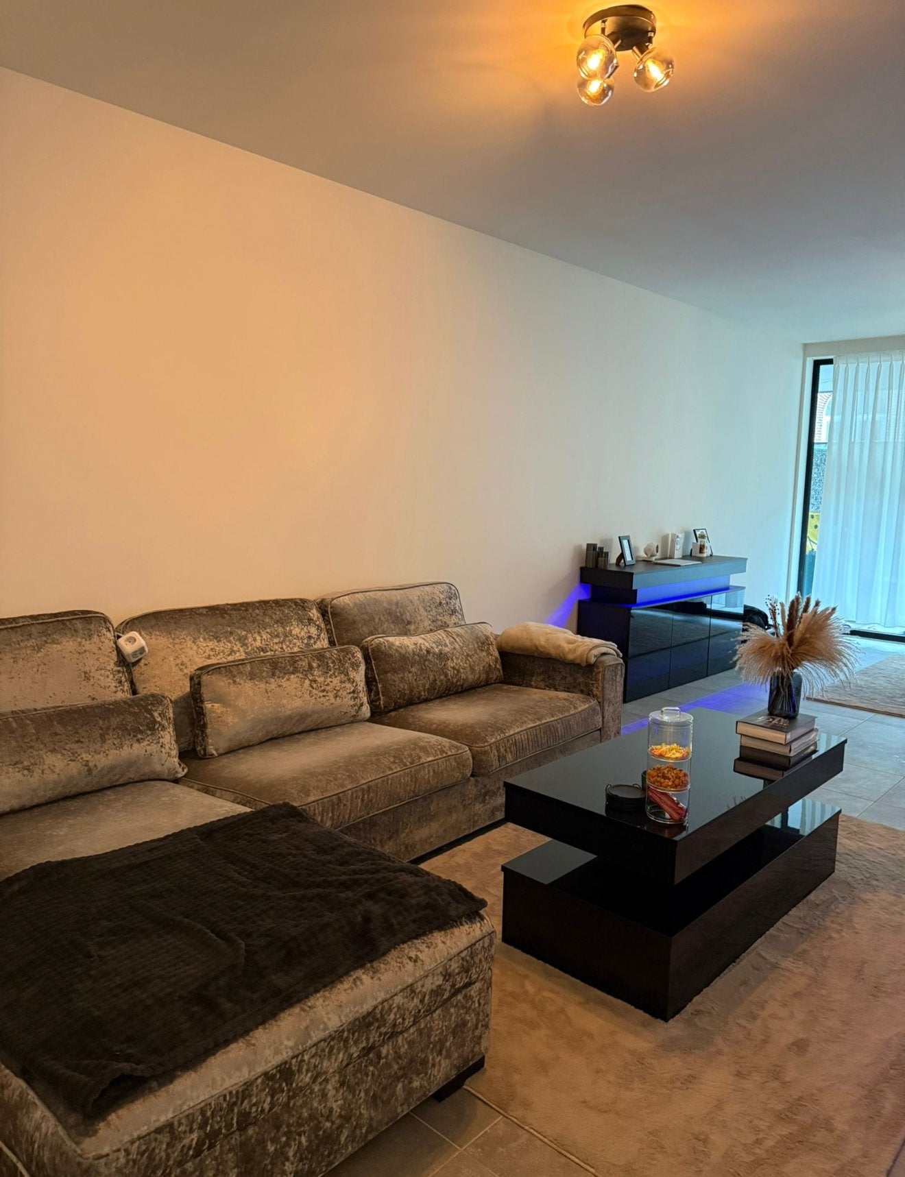 Moderne meubel set met LED verlichting set, Ophalen, Overige materialen, Gebruikt, 150 tot 200 cm