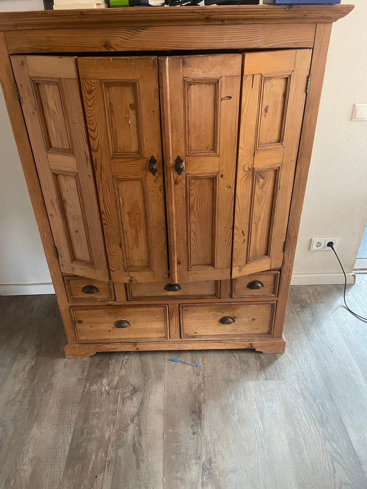 Gratis grenen kast!!, Ophalen, Gebruikt, 120 tot 170 cm