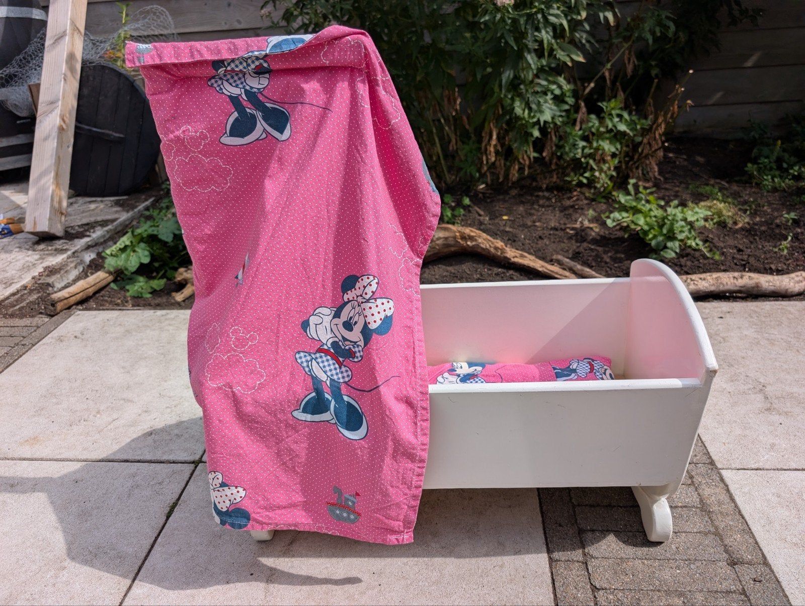 Vintage Poppenwiegje met Minnie Mouse Beddengoed, Ophalen, Gebruikt
