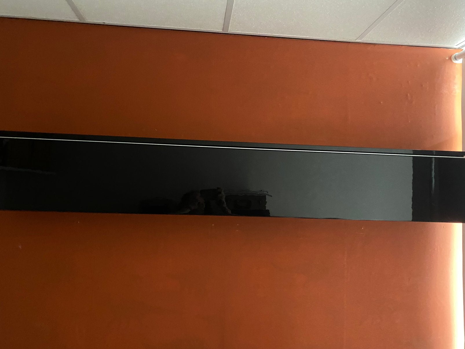 Zwevende design wandkast / klepkast hoogglans zwart – 180 cm, Huis en Inrichting, Kasten | Wandmeubels, Ophalen, Gebruikt, 25 tot 50 cm