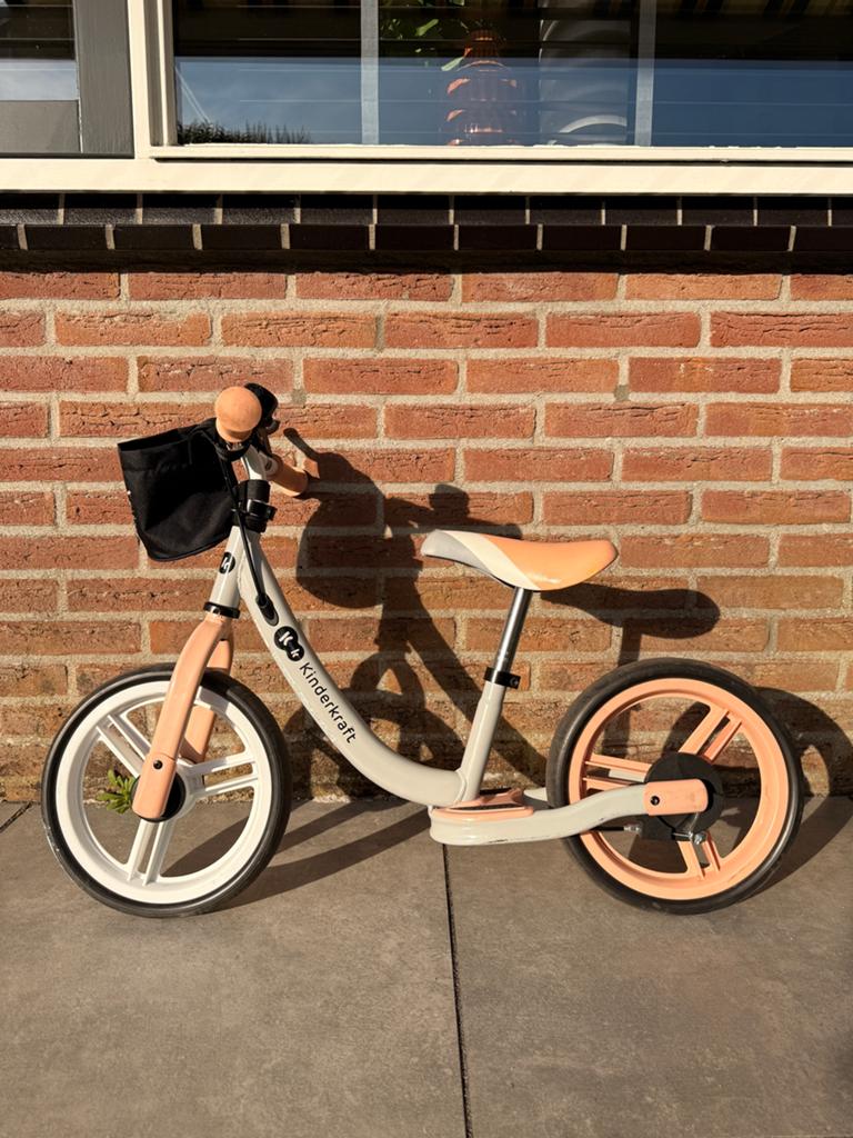 Kinderkraft loopfiets, Ophalen, Zo goed als nieuw, Minder dan 16 inch