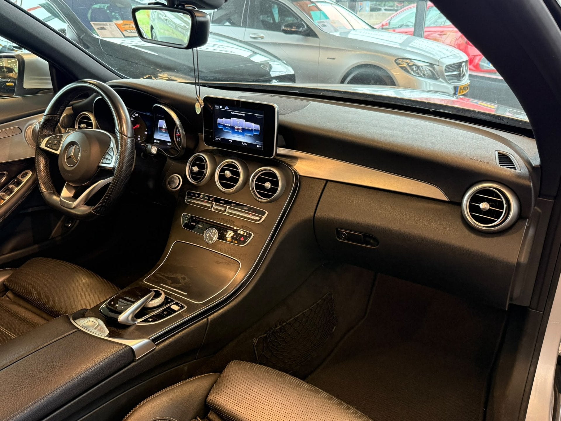 Mercedes-Benz C-Klasse Cabrio 180 AMG | Airscarf | Burmester, Auto's, Automaat, 4 stoelen, Bedrijf, Automatische klimaatregeling