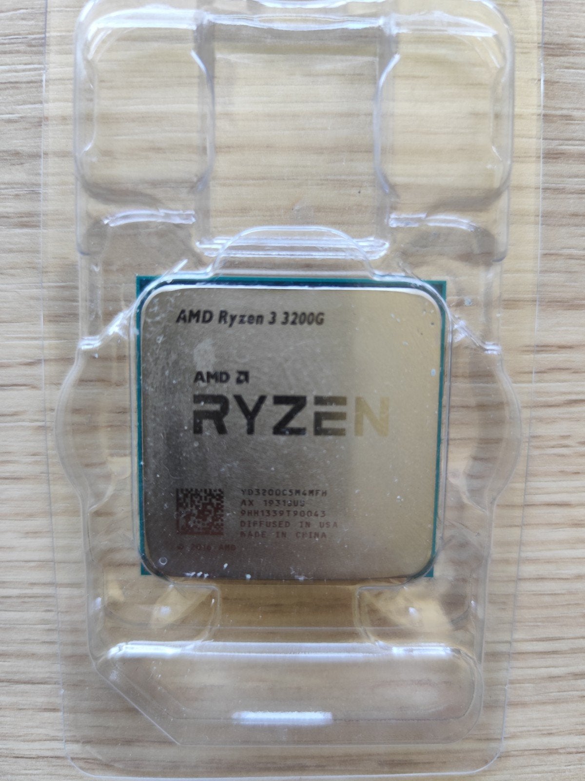 AMD Ryzen 3 3200G | Met koeler en doos, Computers en Software, Processors, Gebruikt, 4-core, Ophalen of Verzenden, AM4