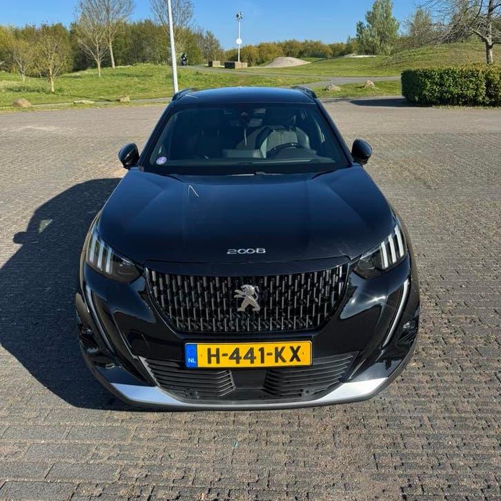 Foto 6 van Peugeot 2008 1.2 Puretech GT