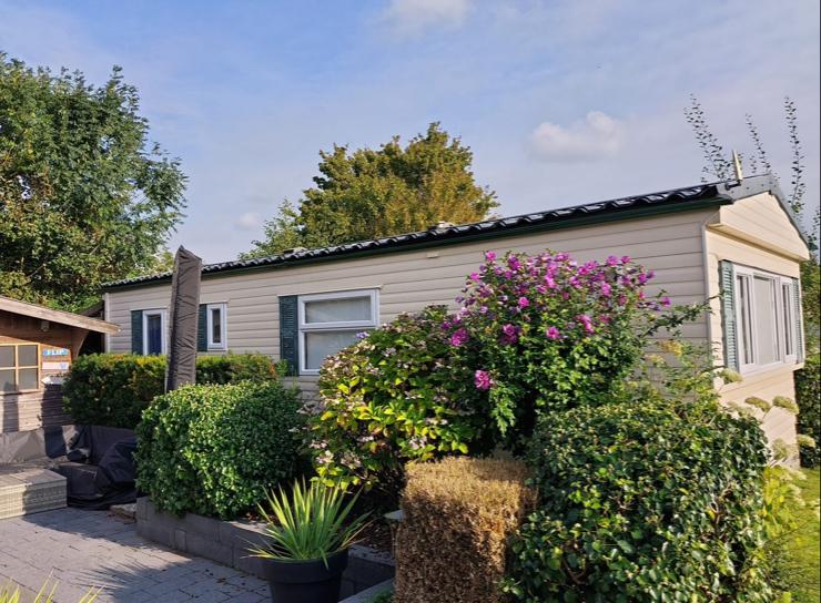 Chalet stacaravan te koop in Friesland, Woudsend, Caravans en Kamperen, Stacaravans, Tot en met 4