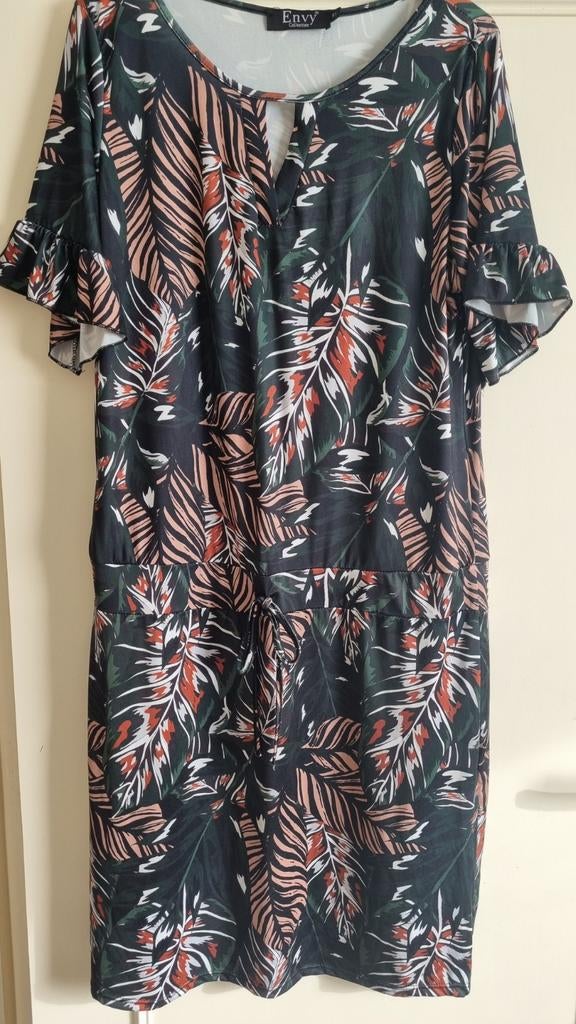 Zomerse jurk met bladprint - Envy, Kleding | Dames, Jurken, Maat 38/40 (M), Ophalen of Verzenden, Zo goed als nieuw, Envy