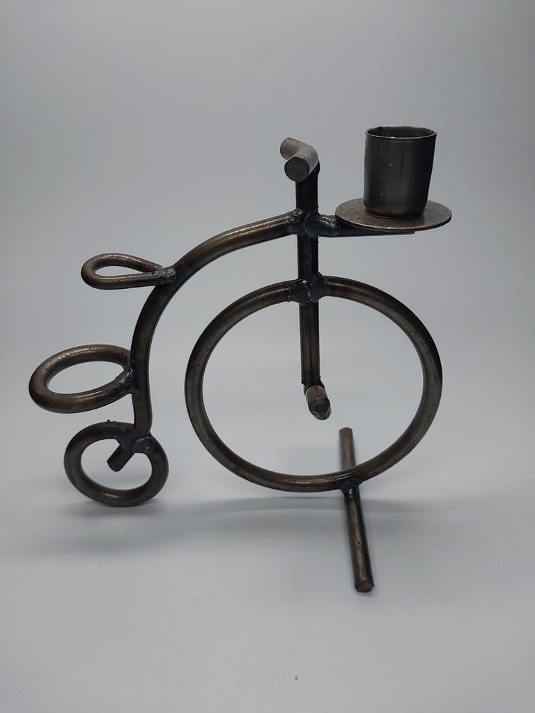 Unieke metalen miniatuurfiets Vélocipède, kaarsenstamdaard, Ophalen of Verzenden, Overige materialen