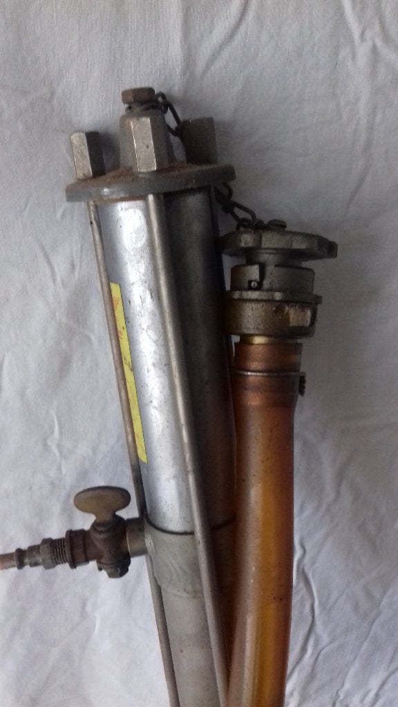 Pomp pneumatisch voor in 200ltr olievat, Ophalen