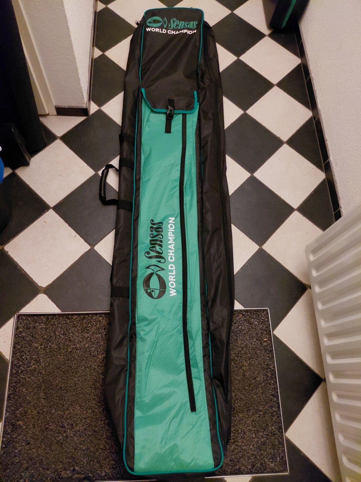 Groot hengelfoudraal sensas 190cm, Watersport en Boten, Ophalen of Verzenden, Overige typen