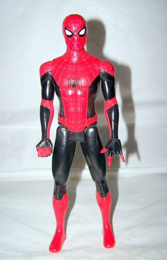 Spiderman actiefiguur. L. 29cm. Nwst., Ophalen of Verzenden, Zo goed als nieuw