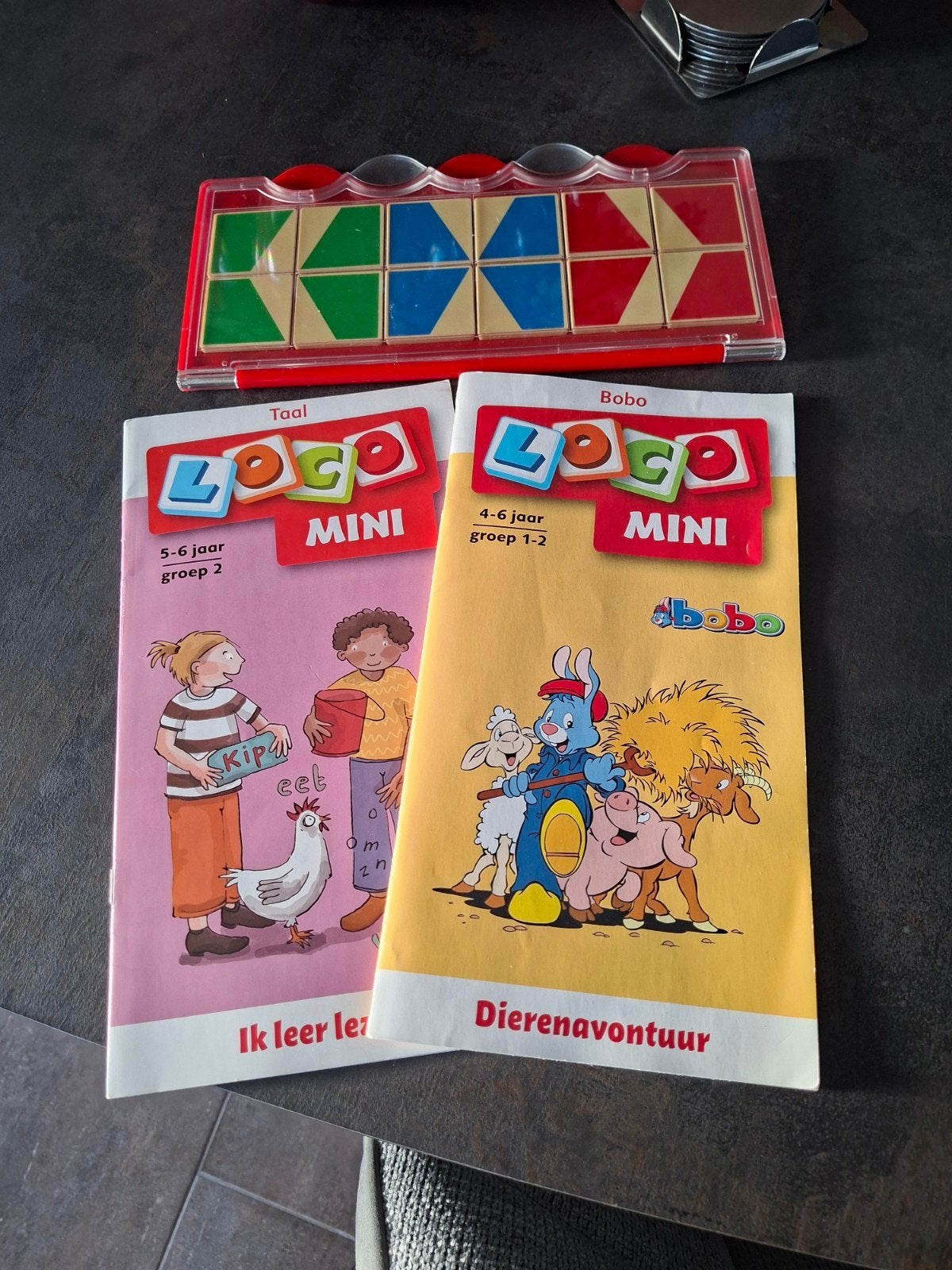 Loco Mini set met 2 boekjes: Taal en Dierenavontuur, Ophalen of Verzenden, Gebruikt, Puzzelen