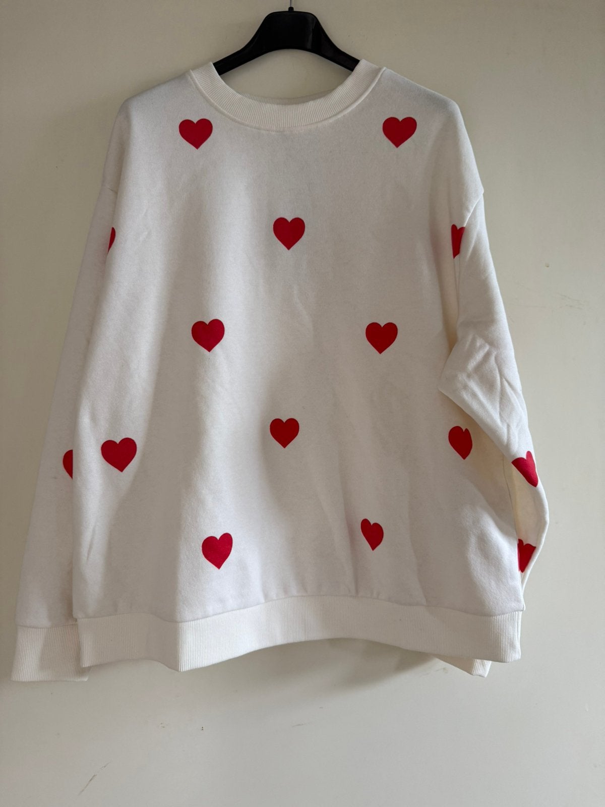 Trui sweater met hartjes met M Nieuw, Kleding | Dames, Verzenden, Nieuw, Maat 38/40 (M)