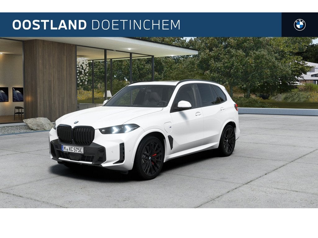 BMW X5 xDrive50e M Sport Automaat / Panoramadak Sky Lounge /