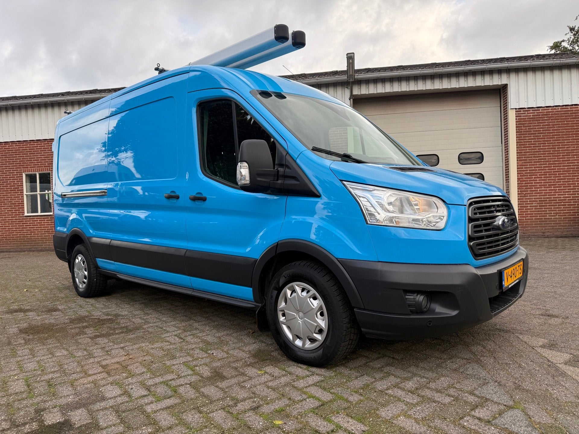 Ford Transit 350 2.0 TDCI L3H2 inrichting airco cruise stoel, Auto's, Bestelauto's, Voorwielaandrijving, Euro 6, 4 cilinders, Blauw