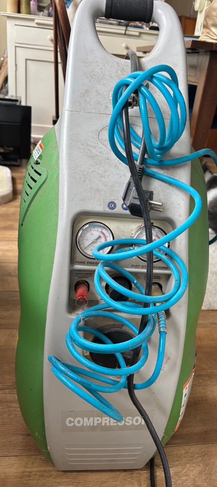 Airpress compressor LHR215/5 – 5 liter – 8 bar, Ophalen