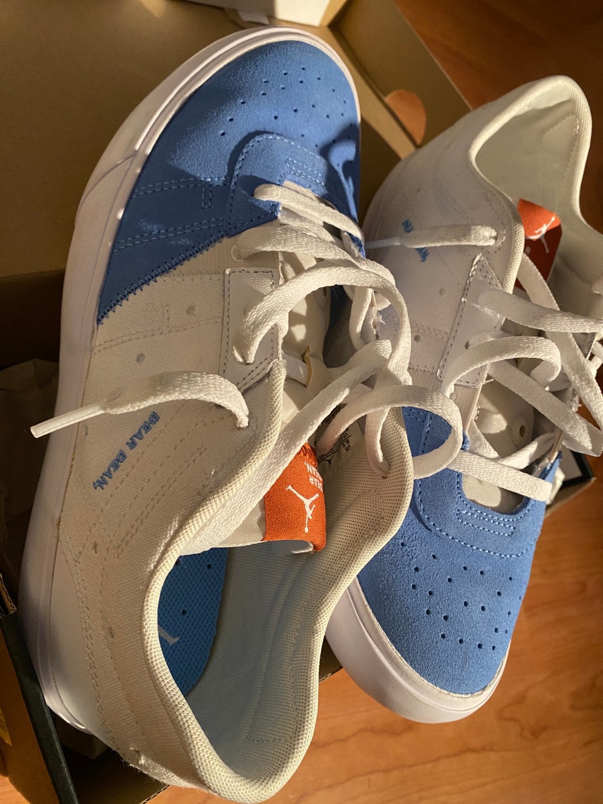 Nike Air Jordan Series .02 ES blauw wit 42 nieuw, Blauw, Nieuw, Ophalen of Verzenden, Sneakers of Gympen