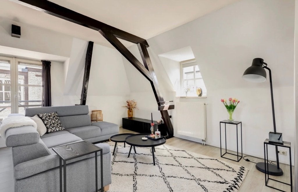 Zwart wit vloerkleed, Ophalen, 150 tot 200 cm, 200 cm of meer, Zo goed als nieuw