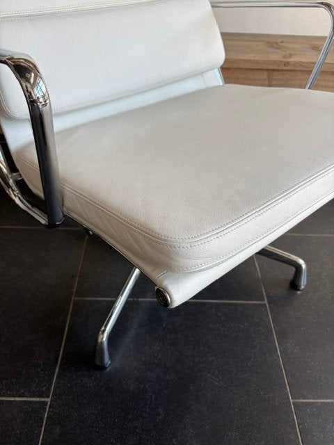 Vitra Eames EA 222 fauteuil, chroom, wit leder, Huis en Inrichting, Vitra, Design, 75 tot 100 cm, Ophalen of Verzenden
