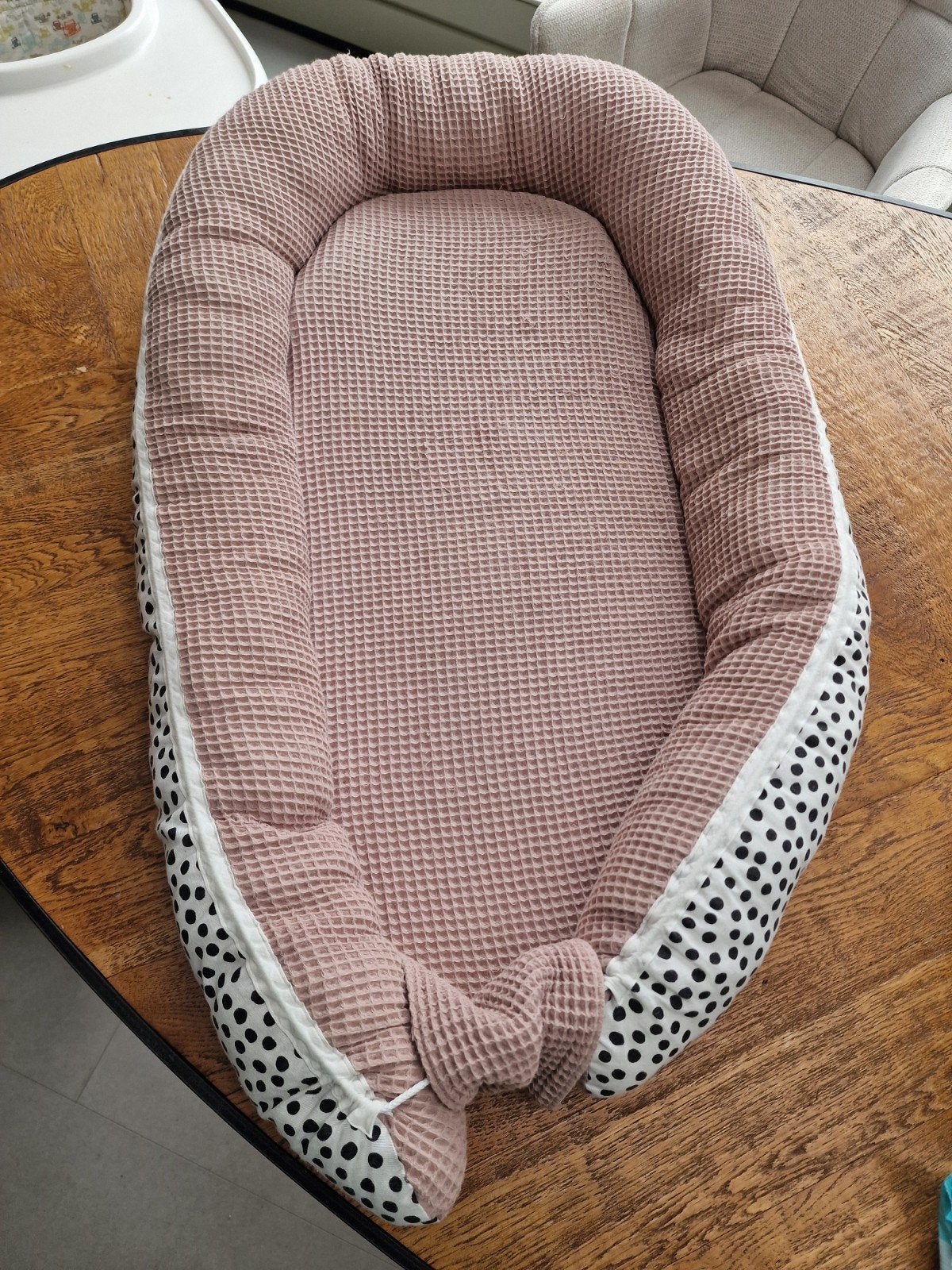 Babynestje met stippen en wafelstof, Kinderen en Baby's, Ophalen, Zo goed als nieuw