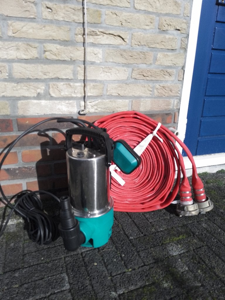 Dompelpomp 20m3 klokpomp tuinpomp + brandslang 1-3" pompset, Ophalen, Zo goed als nieuw, Elektrisch, Dompelpomp