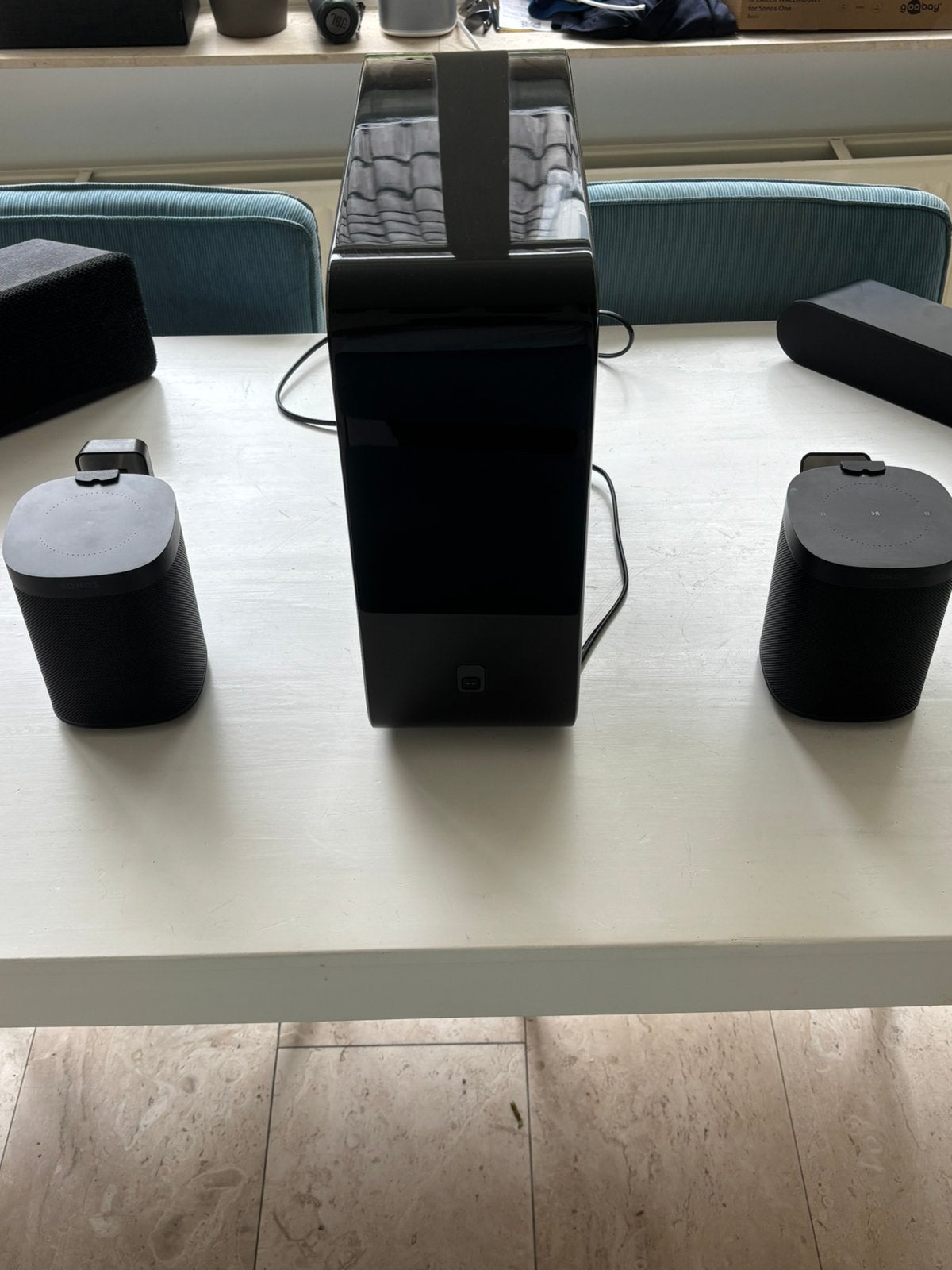 2x Sonos One Zwart  Muurbeuls + Sub Gen 2 Inclusief Garantie, Ophalen of Verzenden, Zo goed als nieuw, Sonos