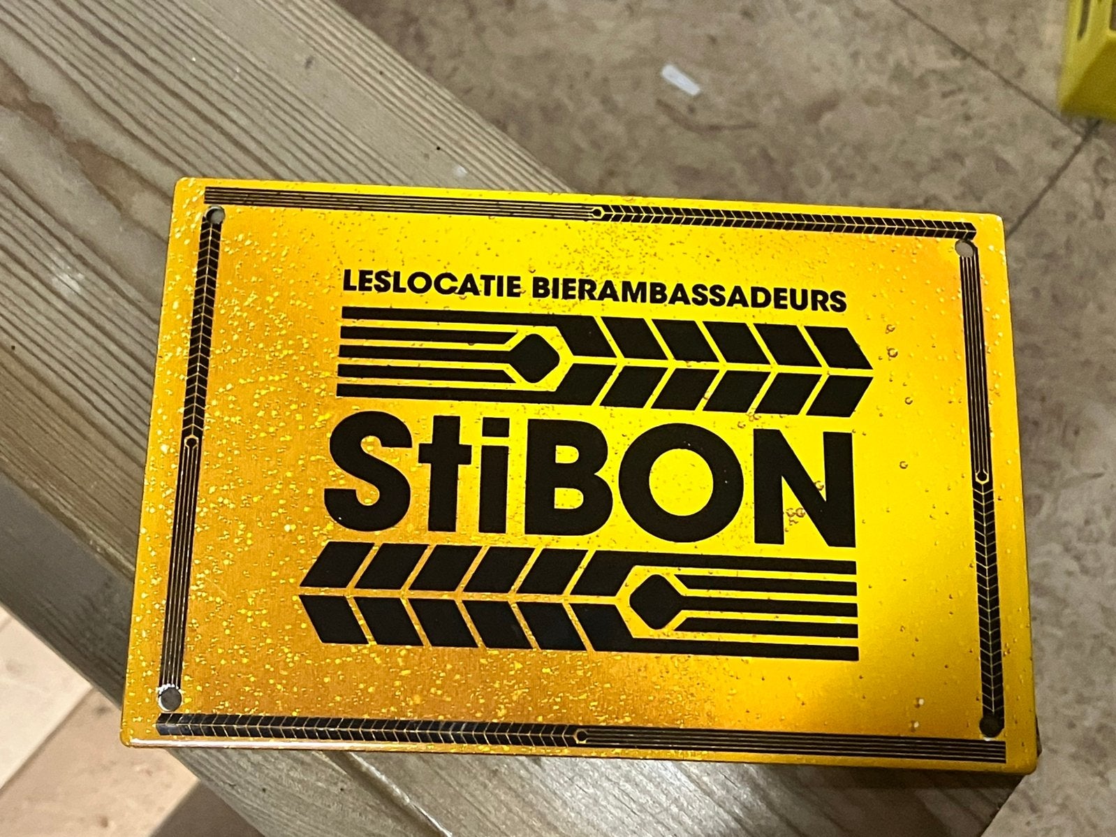 Emaille bord reclamebord stibon bier bierambassadeurs, Ophalen of Verzenden, Zo goed als nieuw, Reclamebord, Plaat of Schild, Overige merken