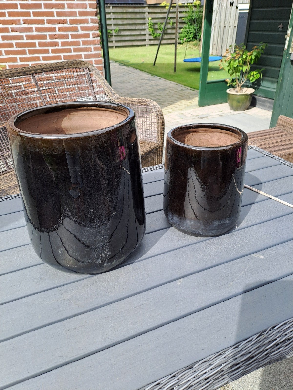 2  stenen bloem potten, Ophalen, Steen, Rond, Zo goed als nieuw
