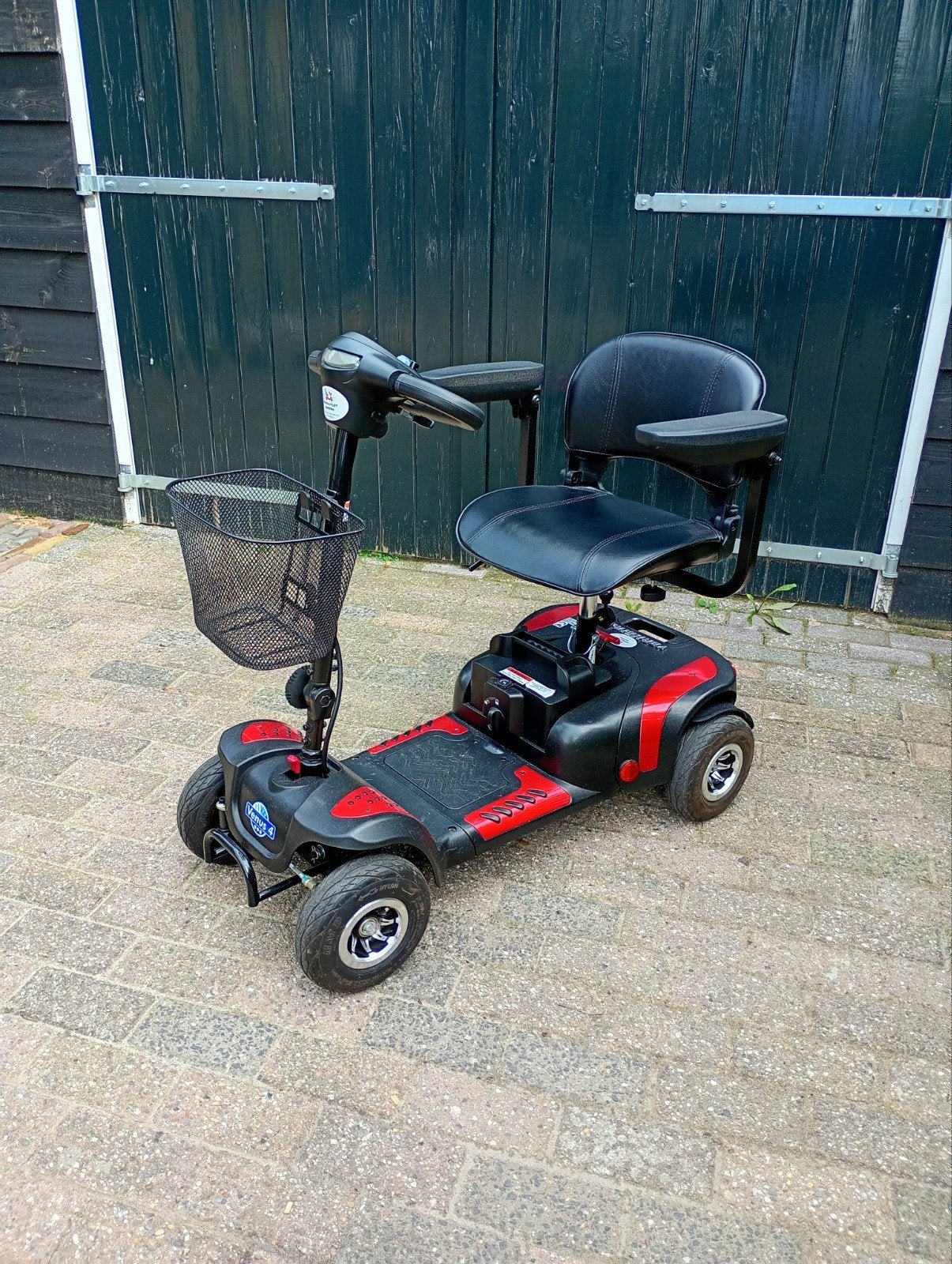 Scootmobiel Vermeiren Venus 4, Ophalen, Zo goed als nieuw, 10 km/u of minder